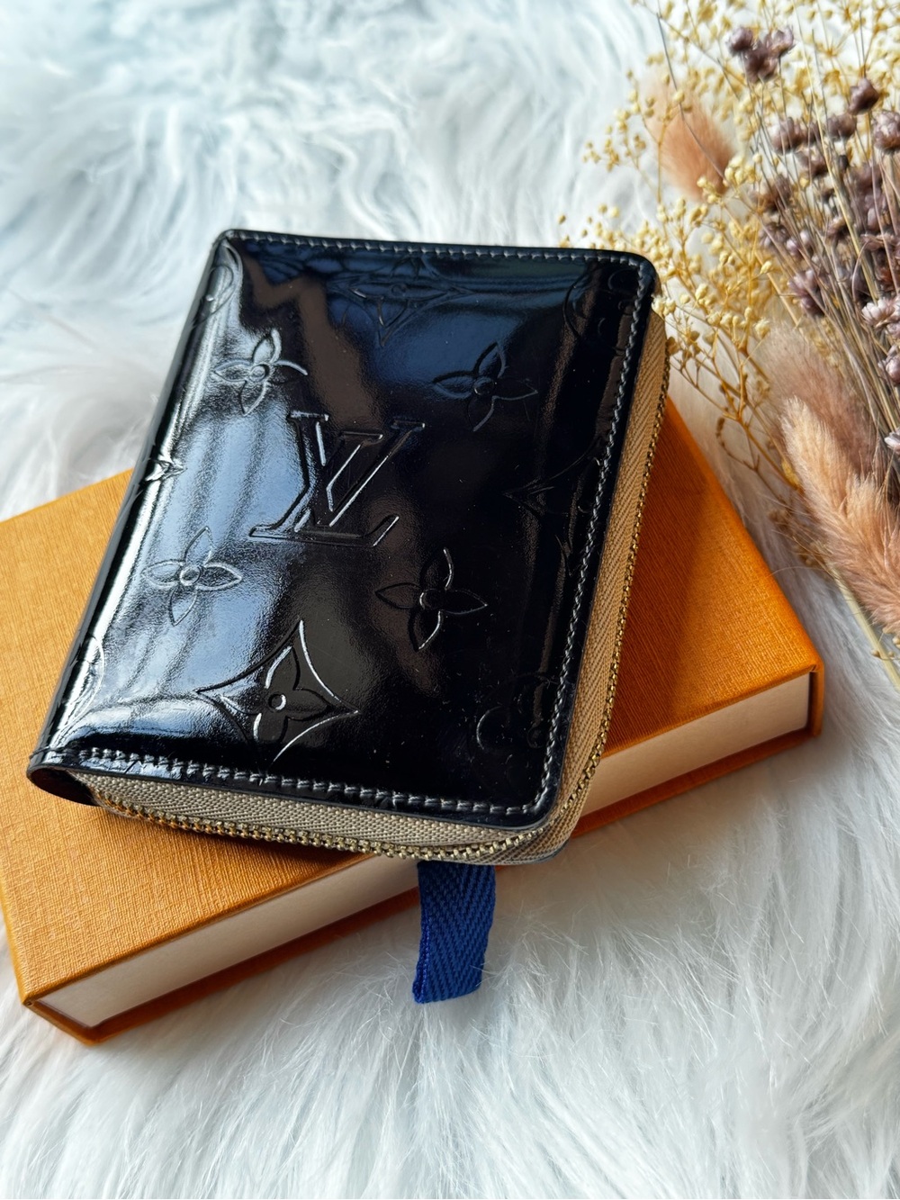 Louis Vuitton Black Patent Vernis Monogram Mini Zip Wallet with LV Storage Box